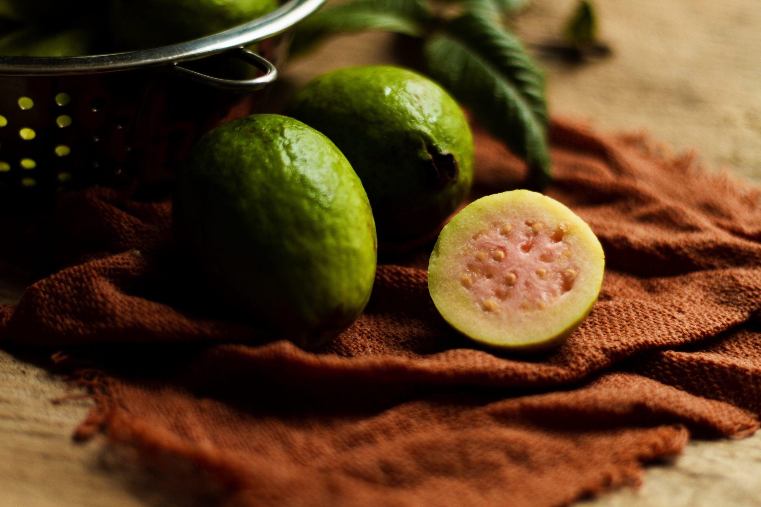 jambu biji menjadi sumber vitamin c tertinggi di buah