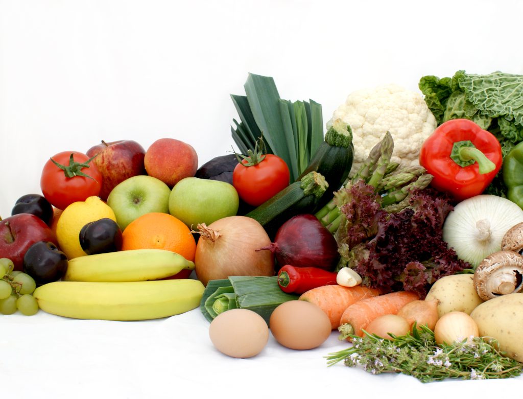 sayur dan buah menjadi sumber vitamin utama