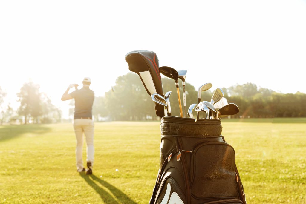 bermain golf memberikan manfaat yang baik untuk tubuh dan pikiran