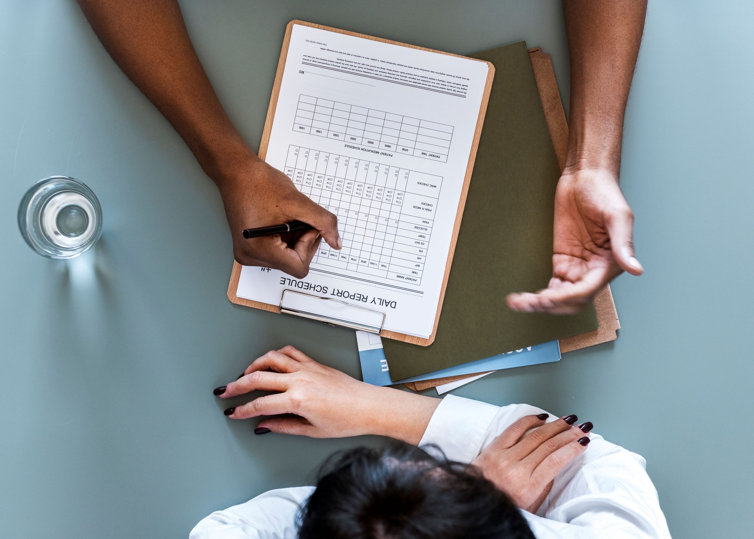 ilustrasi hasil medical check up dapat memberikan arahan kesehatan kepada seseorang