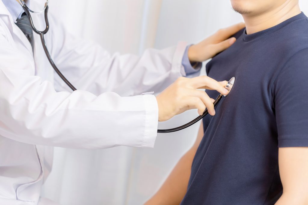 (ilustrasi sedang melakukan tes medical check up, sumber : freepik)