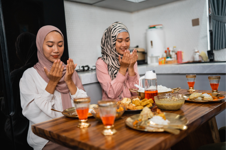 Berbuka puasa