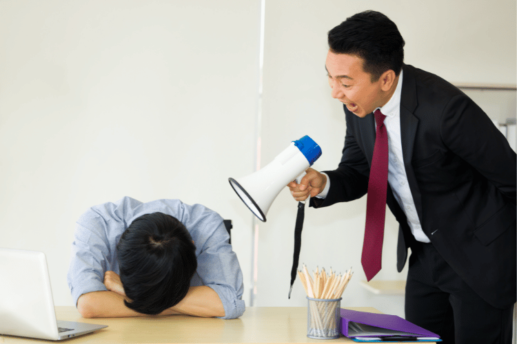 Tidur di jam kerja saat puasa