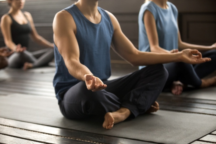 (Meditasi singkat, Sumber: Freepik)
