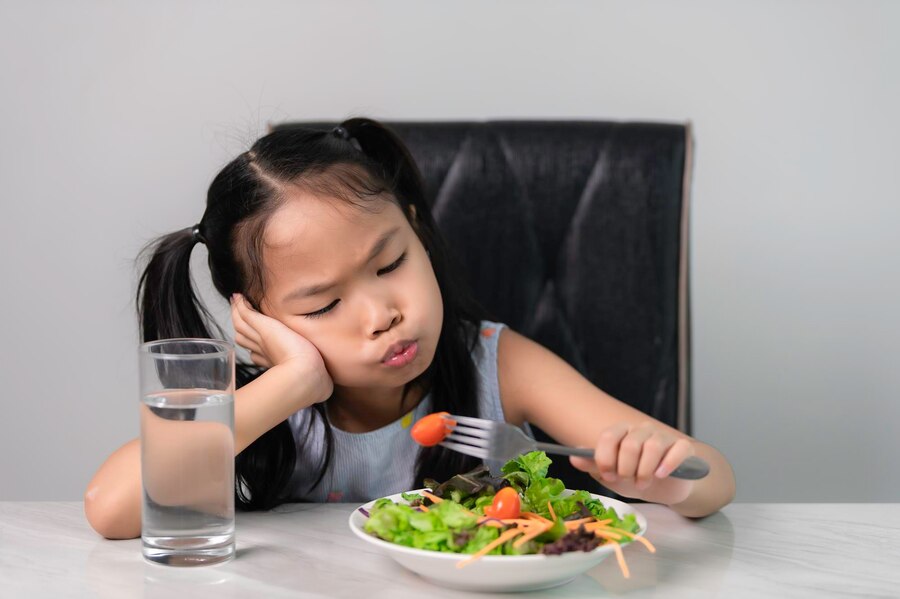 Ilustrasi mengatasi anak susah makan
