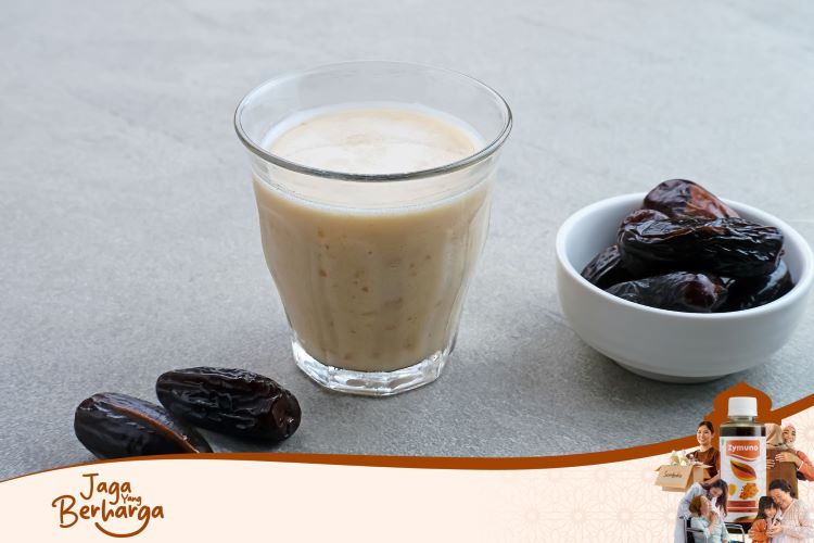 (Smoothies kurma, Sumber: Canva)